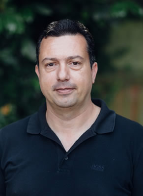 Spiros